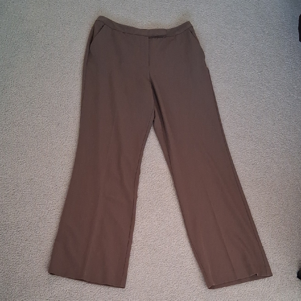 East 5th Taupe Straight Leg Pants. Size 8